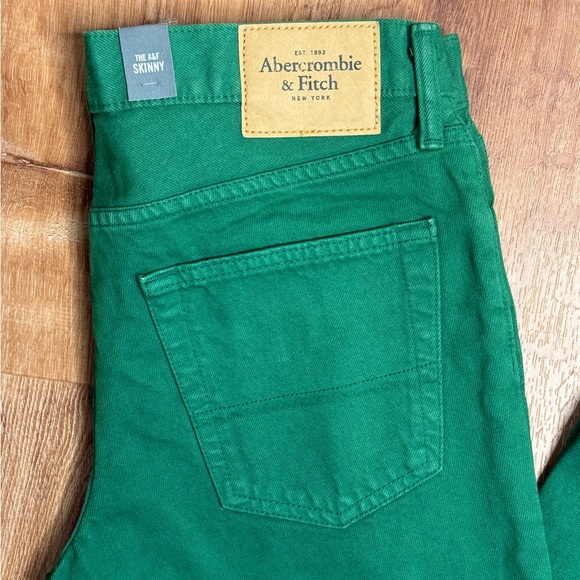 Abercrombie & Fitch Green Button Fly Skinny Jeans Men’s size 31x32 NWT - Picture 2 of 10